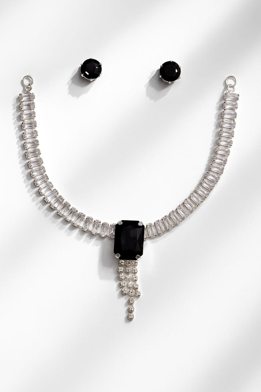Midnight Elegance Black Stone Necklace & Earring Set – Crystal Accent Statement Jewelry